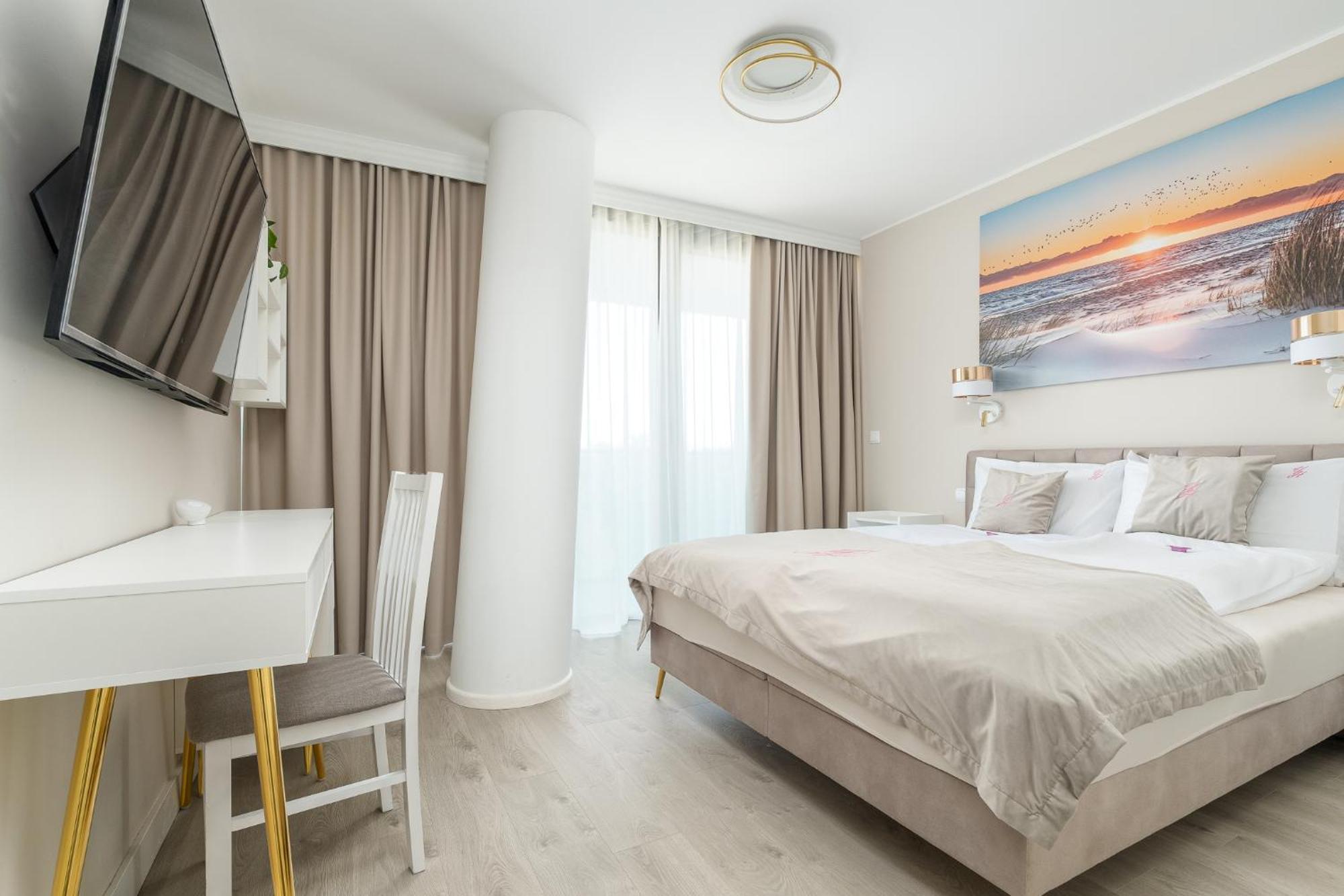 Apartment Your Holidays Waves