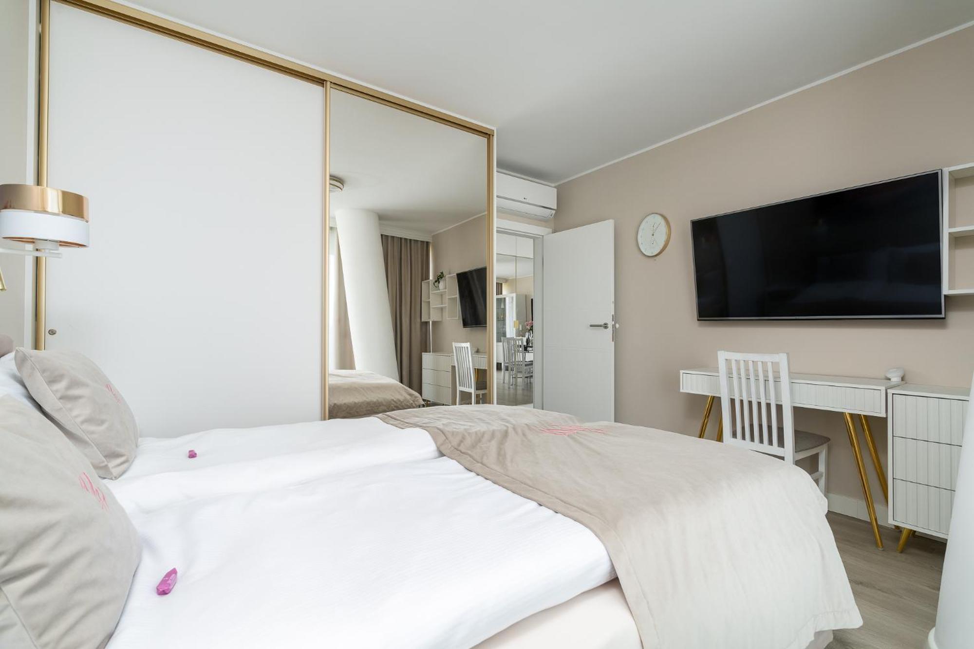 Your Holidays Waves Apartment *